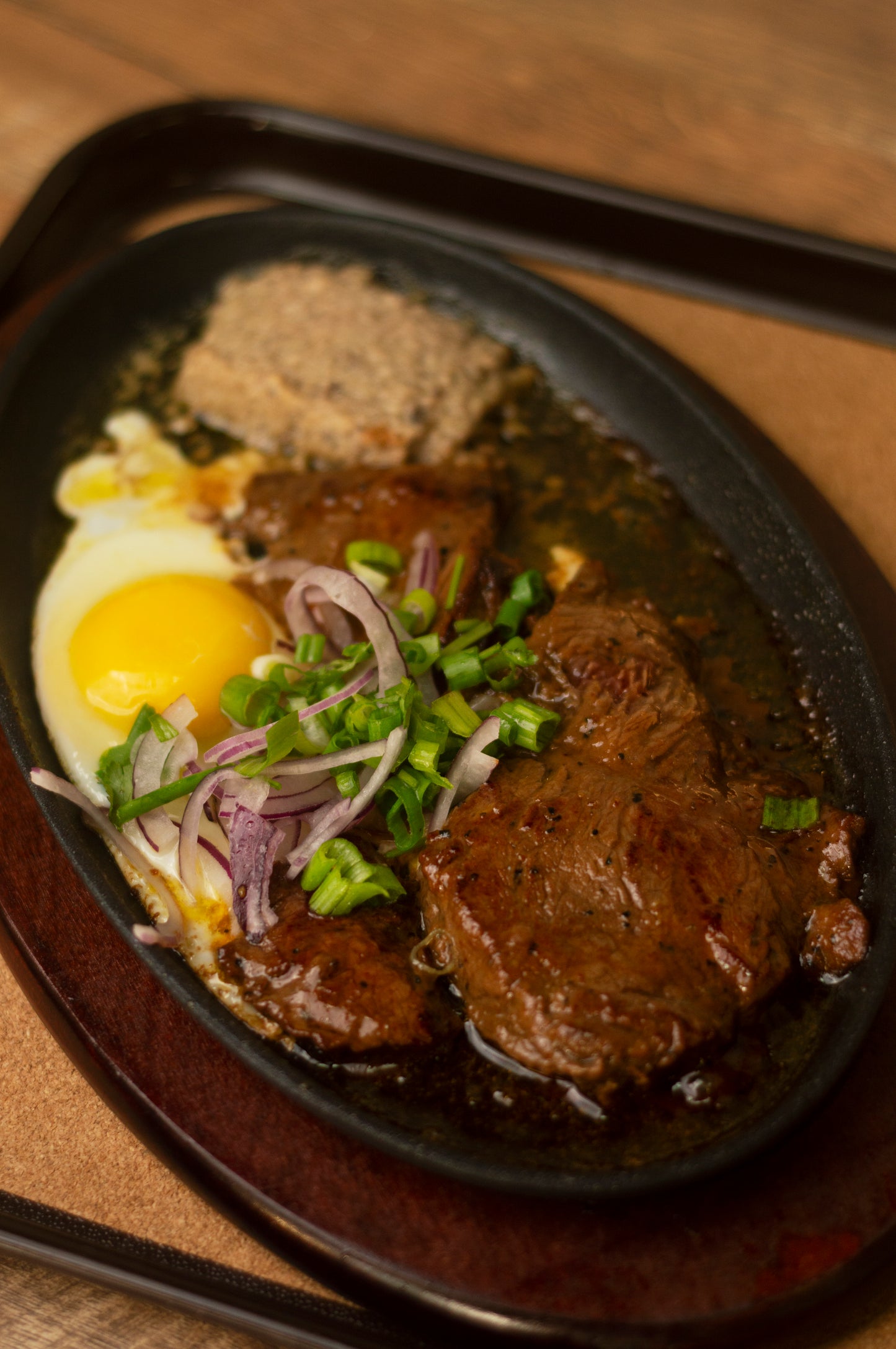 S1. Combo beef skillet (Bánh mì chảo)