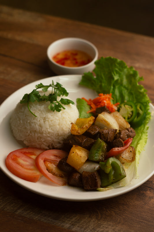 C2. Shaking Fried Beef on Steamed Rice - Cơm bò lúc lắc